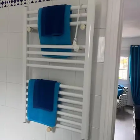 Beautiful Ground Floor 1-bed With 4 Pools Apartment *