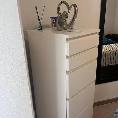 Beautiful Ground Floor 1-bed With 4 Pools Apartment *